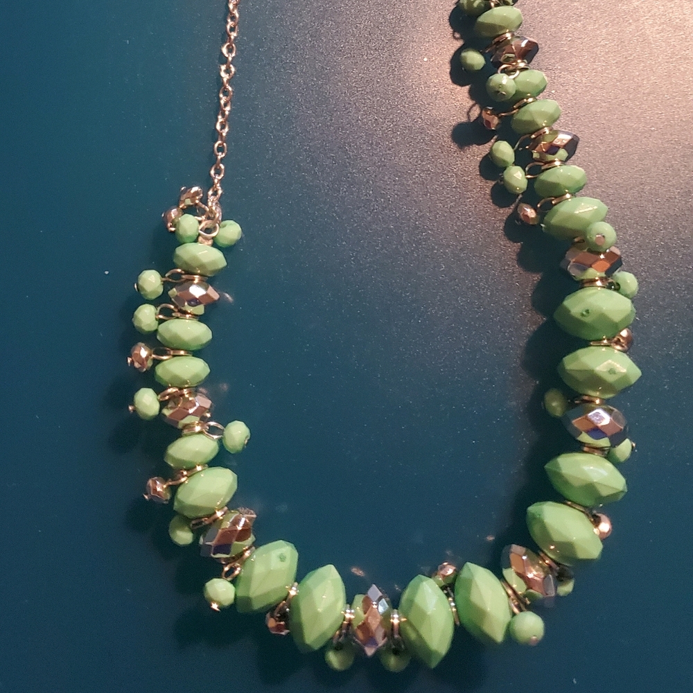 Paparazzi necklace w earrings